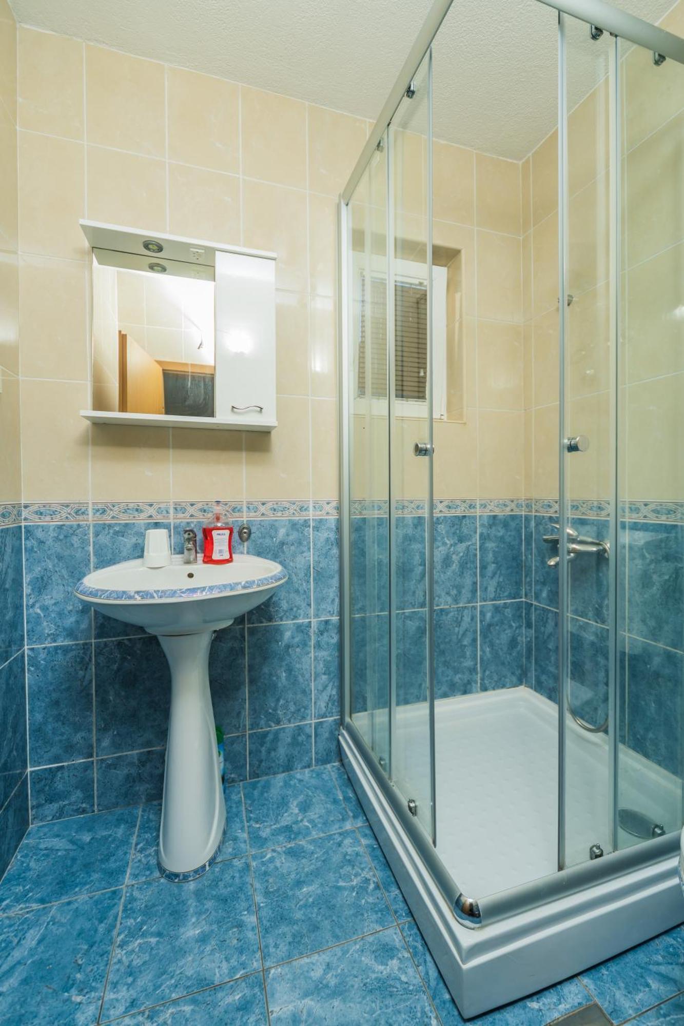 Apartments Franicevic Petrovac Екстер'єр фото